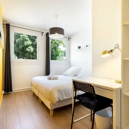Grand 6 Pers. Ideal Pour Les Familles Couette-café Le Havre